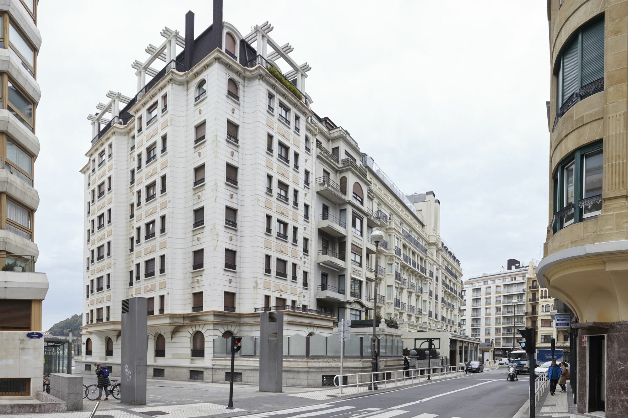 Zubiri Plaza Apartment By Feelfree Rentals San Sebastian Exterior photo